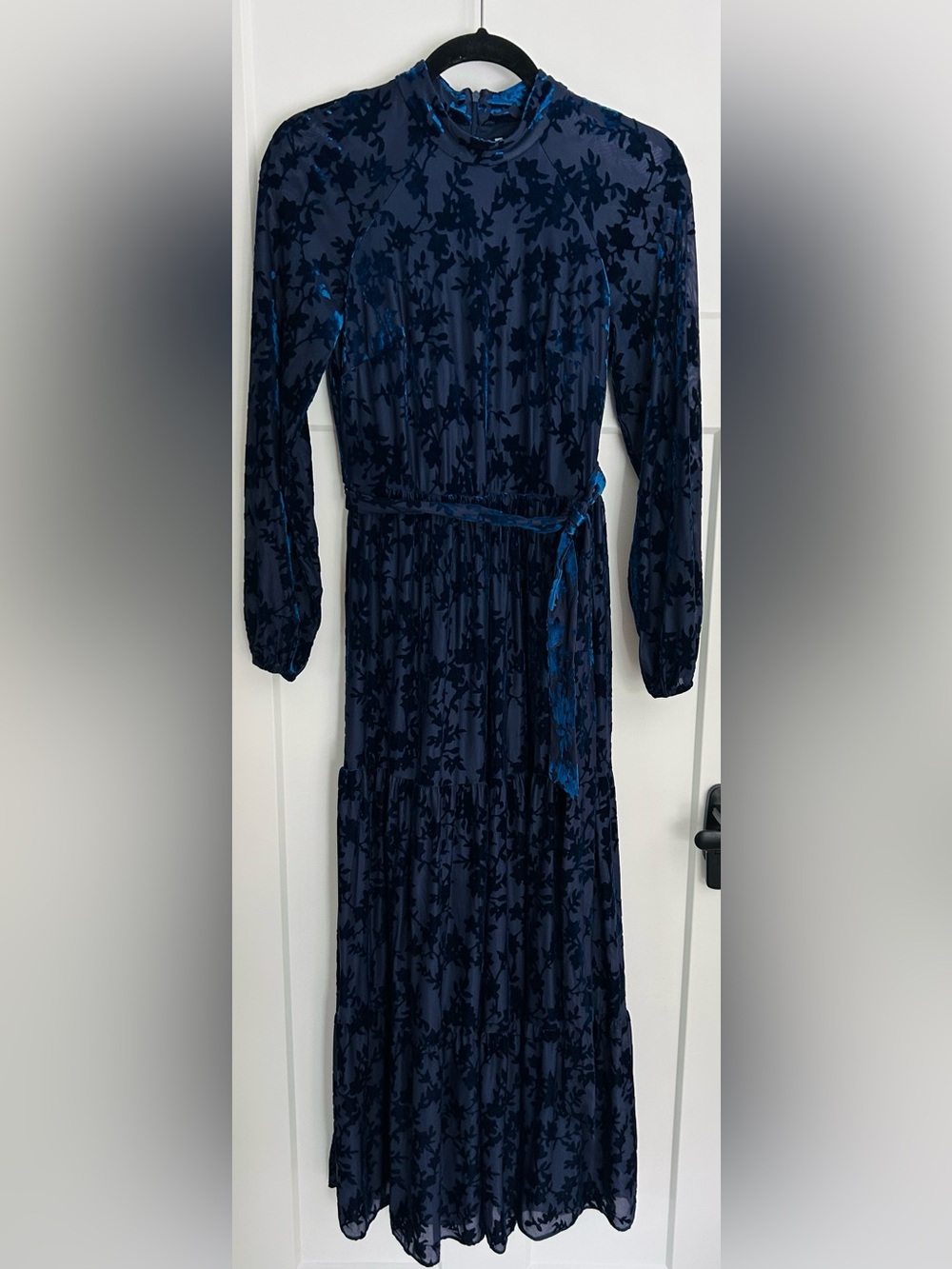 Maison Tara Navy Royal Blue Velvet Mock Neck Fully Lined Belt Maxi Dress Size 6